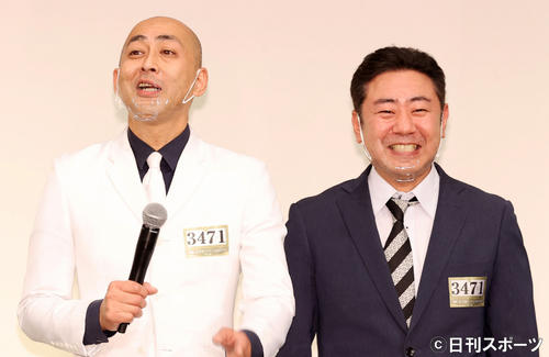 錦鯉の長谷川雅紀（左）と渡辺隆（2020年12月2日撮影）