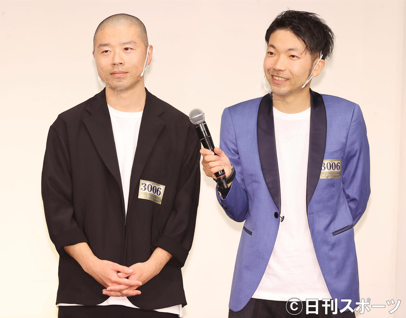 M－1グランプリ決勝進出を果たしたアキナの山名文和（左）と秋山賢太（撮影・垰建太）