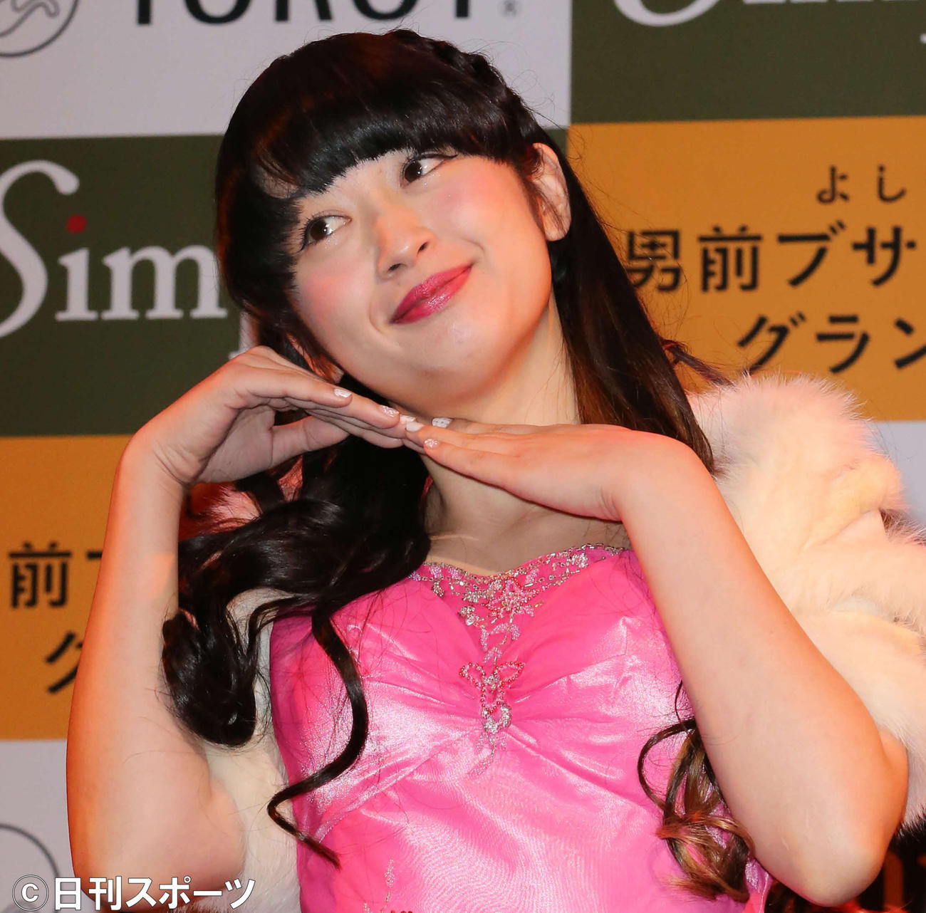 スパイクの小川暖奈