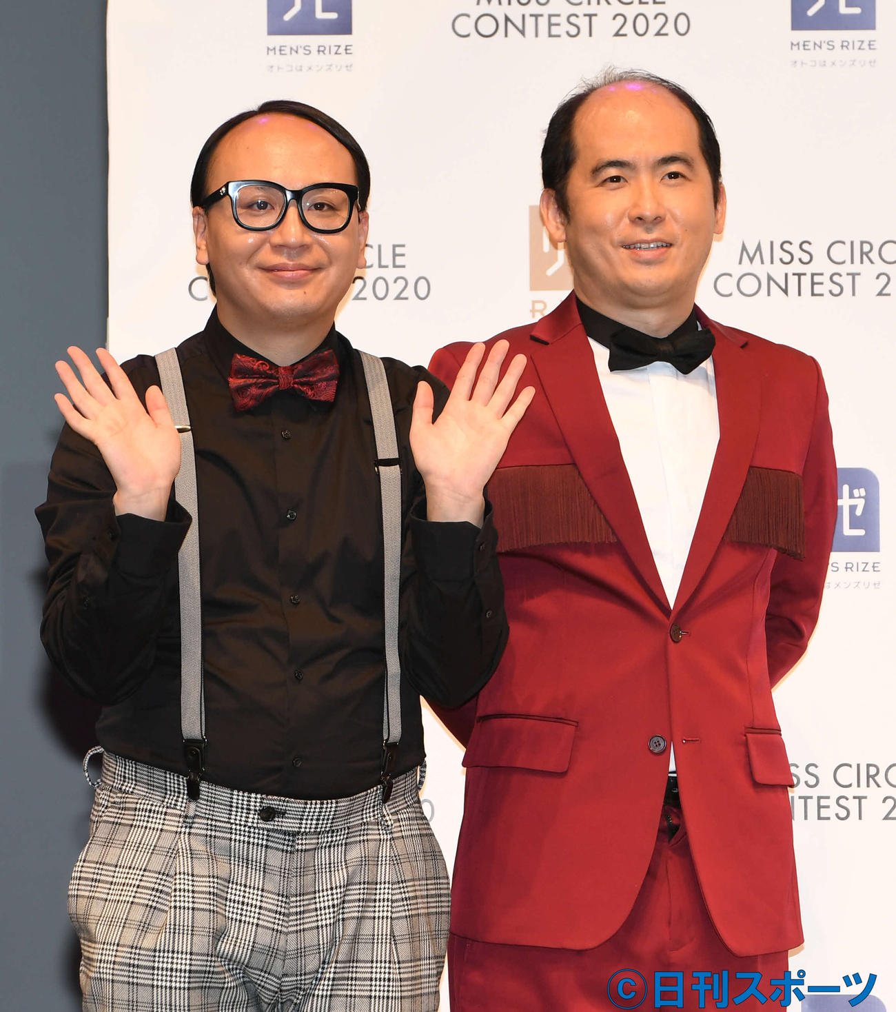 MISS　CIRCLE　CONTEST2020の司会を務めたトレンディエンジェルのたかし（左）と斎藤司（撮影・山崎安昭）