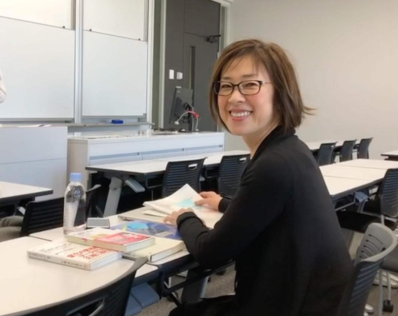 著書「報道キャスターが現場で学んだ42の仕事術」を発売する小西美穂氏