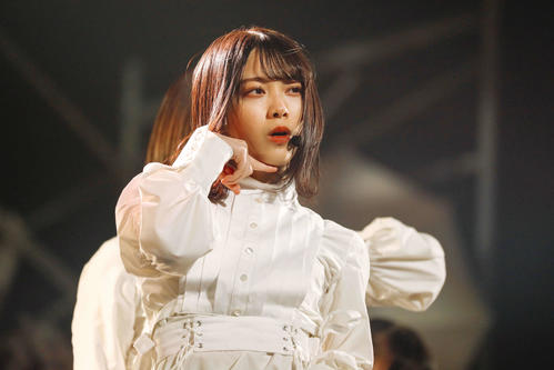 櫻坂が9日“再デビュー” 3・8万人に3形態披露 - 坂道写真ニュース