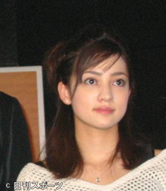 英玲奈（2003年4月8日撮影）