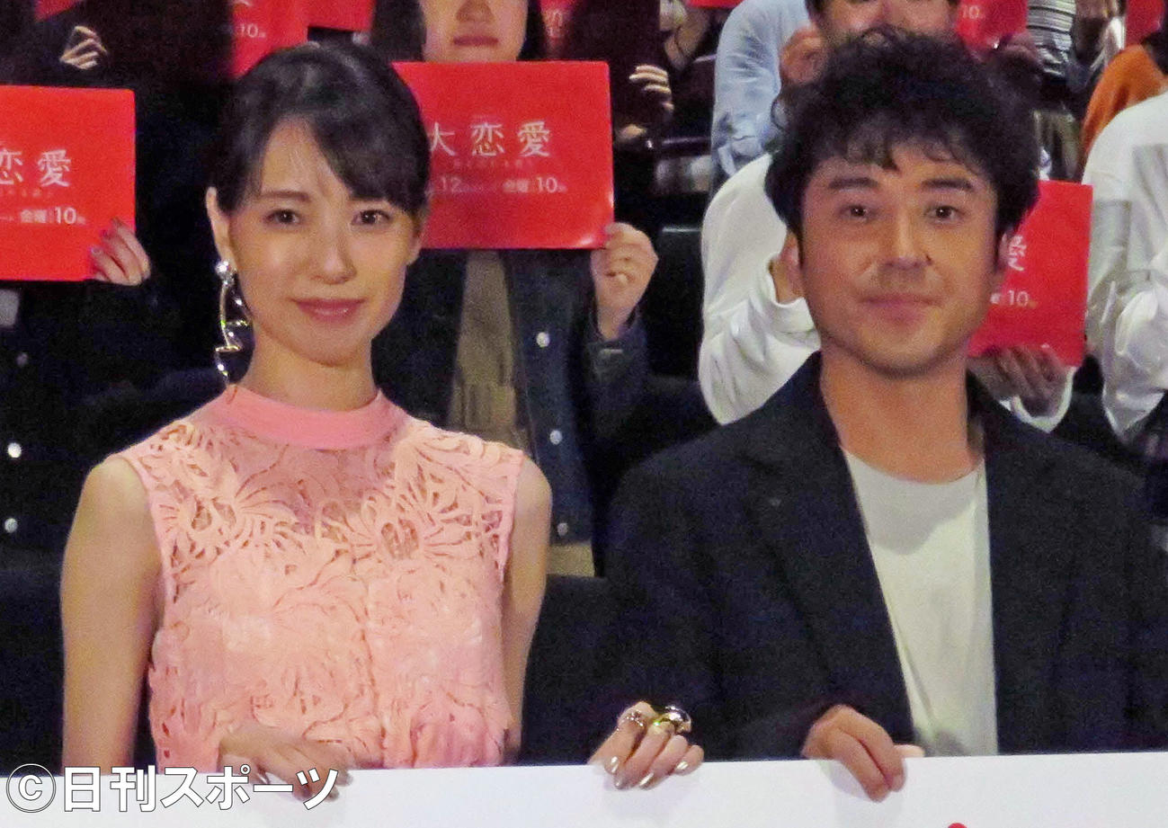 戸田恵梨香（左）ムロツヨシ