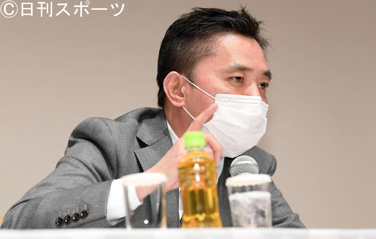新潮社との裁判の判決を受けて会見する爆笑問題の太田光（撮影・滝沢徹郎）