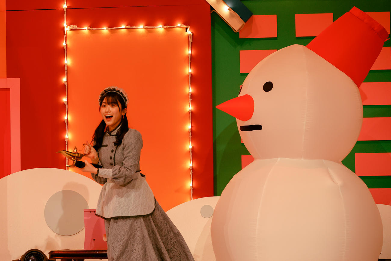 クリスマスライブを開催した日向坂46。驚いた表情を見せる丹生明里　
