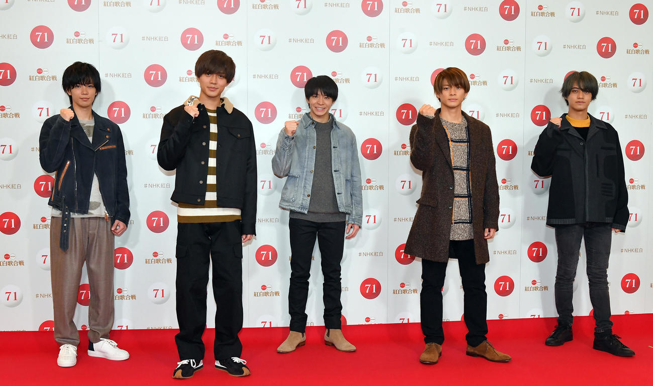 紅白歌合戦のリハーサルに登場したKing＆Prince。左から神宮寺勇太、永瀬廉、岸優太、平野紫耀、高橋海人（代表撮影）