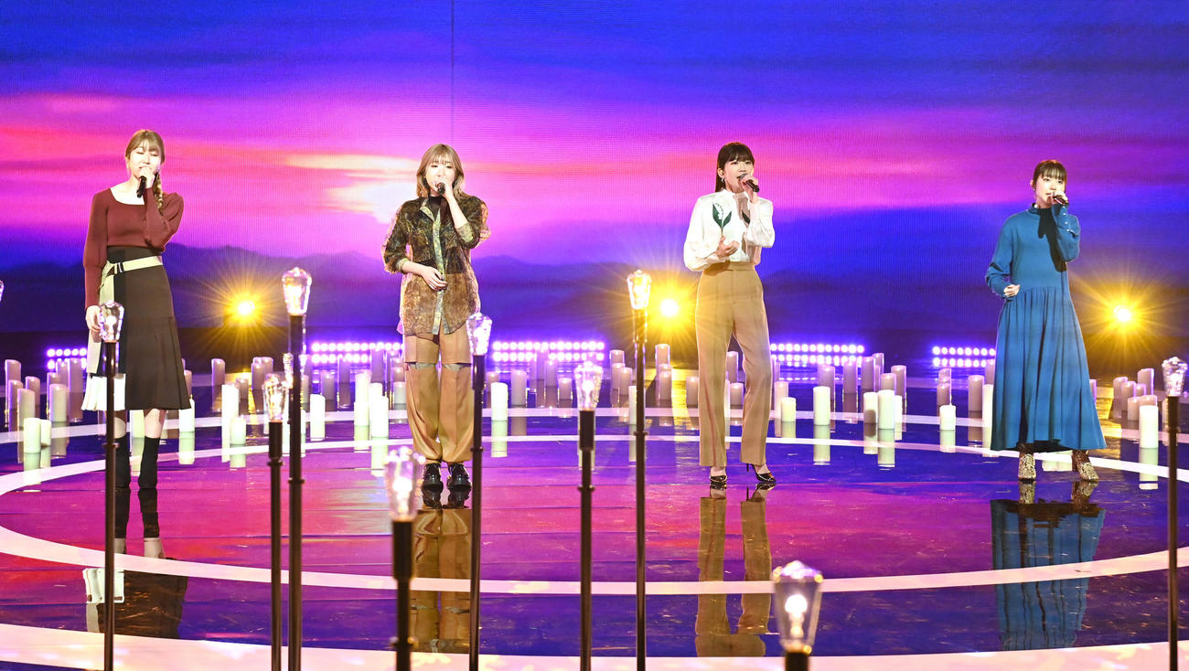 紅白歌合戦のリハーサルに臨むLittle　Glee　Monster。左からかれん、MAYU、manaka、アサヒ