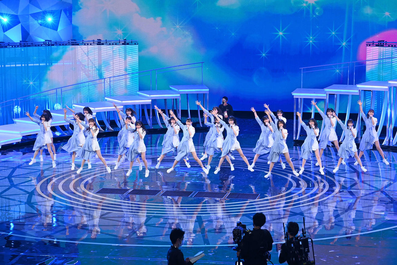 紅白歌合戦のリハーサルに登場した日向坂46（代表撮影）