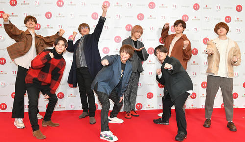 紅白歌合戦のリハーサルに登場したHey!Say!JUMPの、前列左から山田涼介、有岡大貴、知念侑李、伊野尾慧、後列左から中島裕翔、高木雄也、八乙女光、薮宏太(代表撮影)