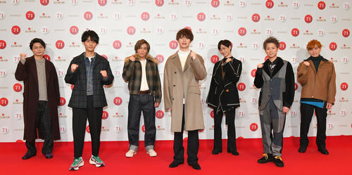 紅白歌合戦のリハーサルに登場したKis-My-Ft2の、左から横尾渉、藤ヶ谷太輔、千賀健永、玉森裕、宮田俊哉、北山宏光、二階堂高嗣(代表撮影)