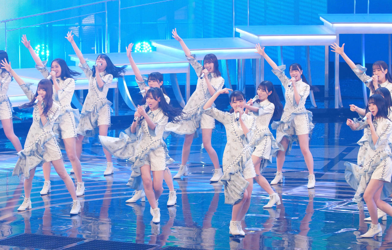 NHK紅白歌合戦で歌う日向坂46