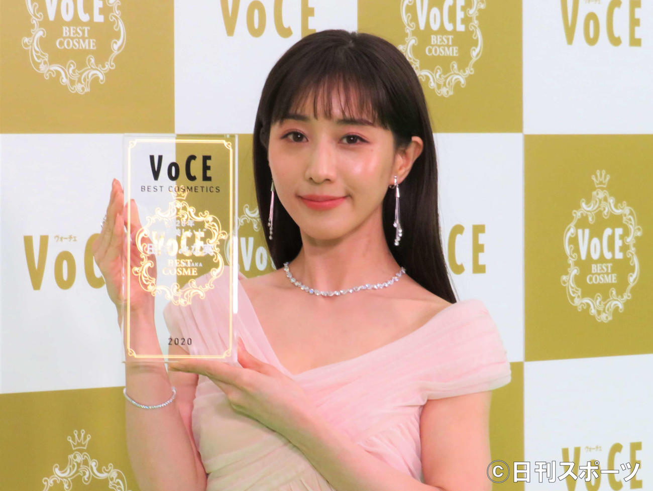 「VOCE　BEST　COSMETICS　AWARDS　2020」に出席した田中みな実（2020年12月18日）