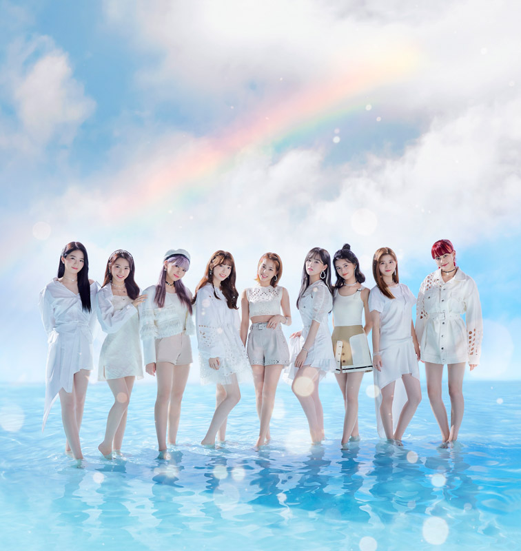 シングル「Step　and　a　step」が4週ぶりに1位に返り咲いたNiziU