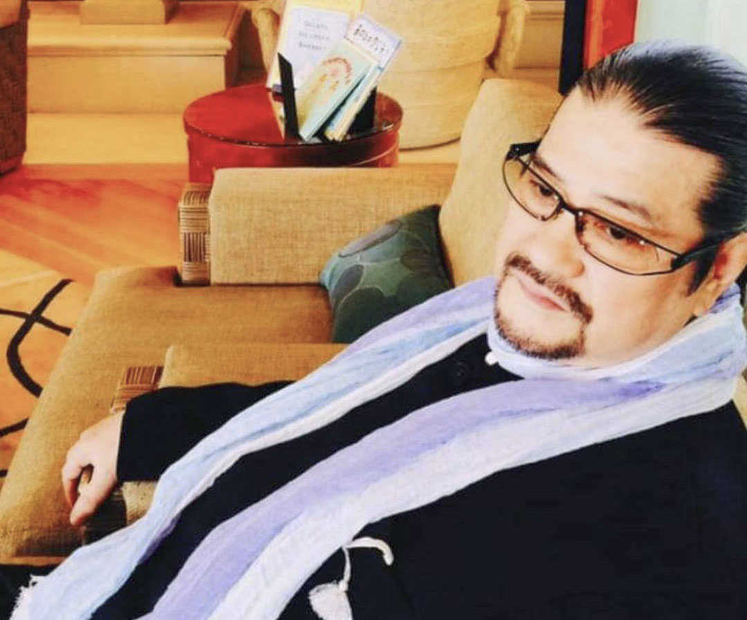 「チャンバラトリオ」の元メンバーで俳優のゆう輝哲也さん