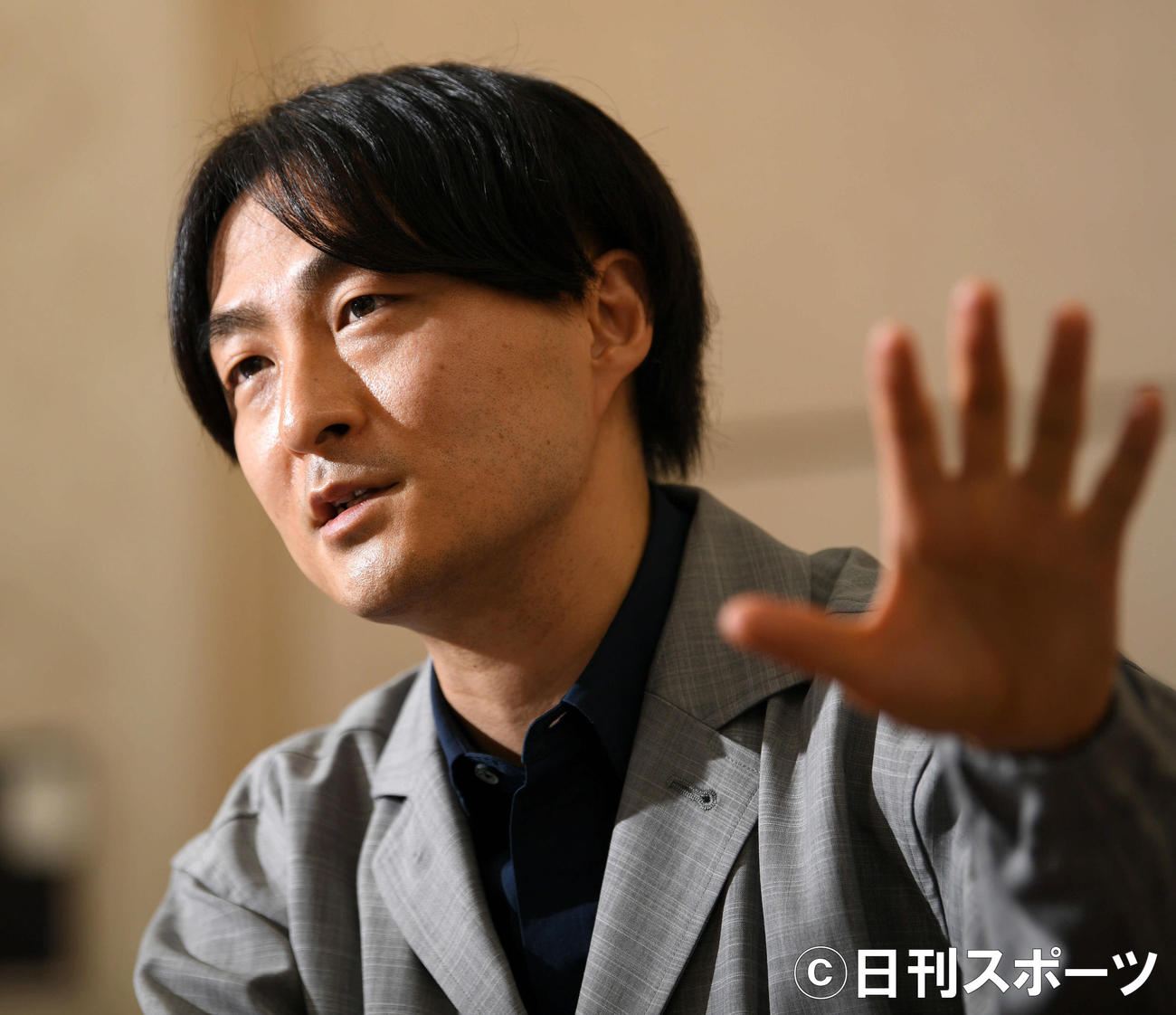 映画監督の夢を叶えるまでを語った森ガキ侑大監督（撮影・滝沢徹郎）