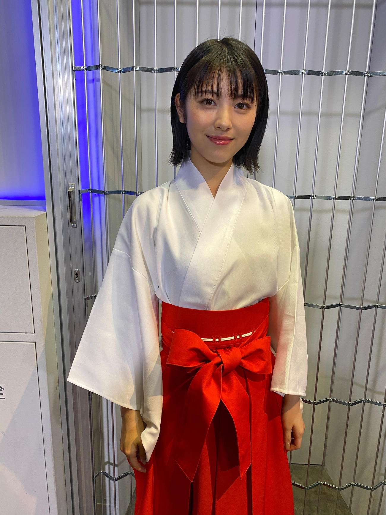 日テレ系「笑神様は突然に・・・新春2時間SP」に出演する浜辺美波
