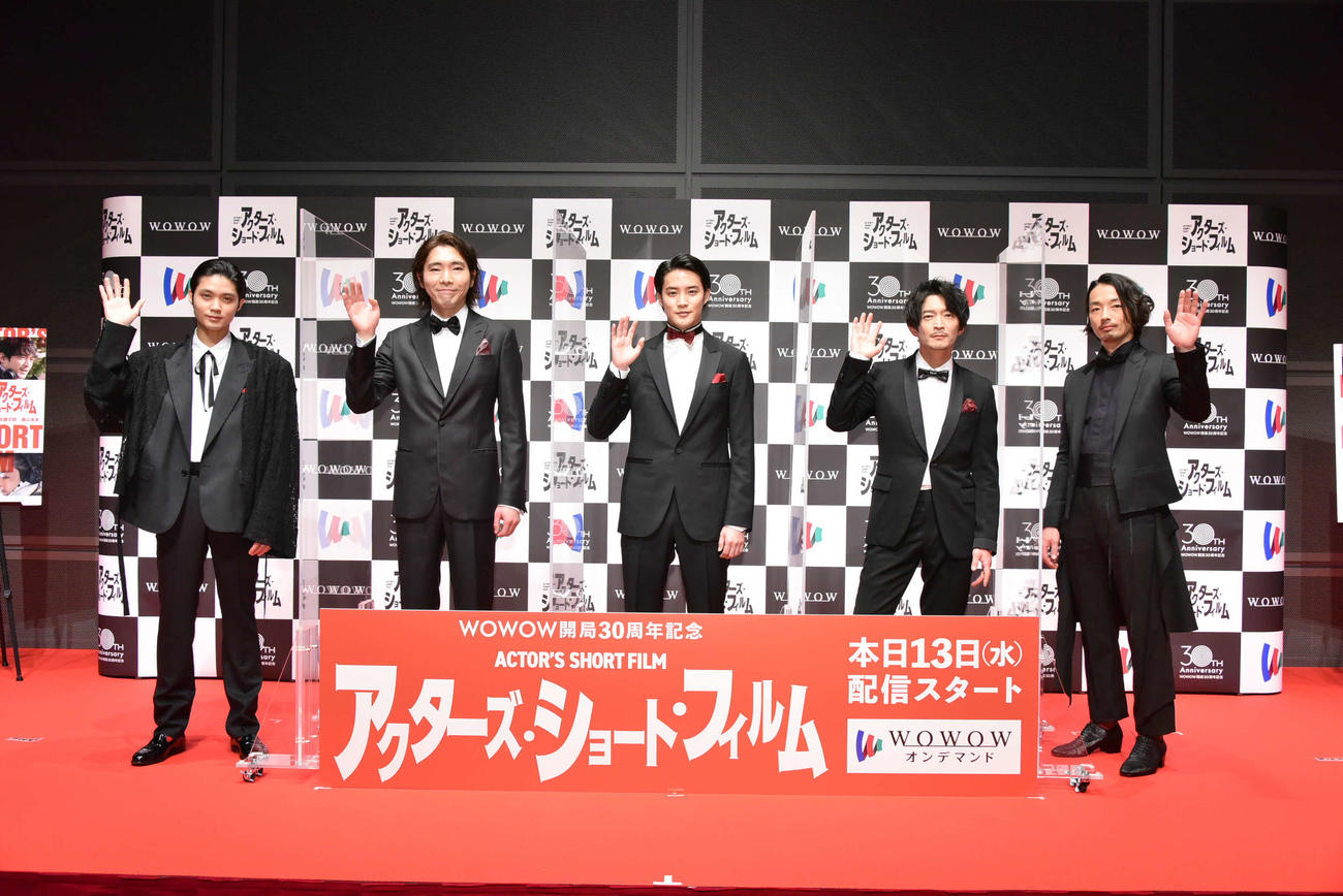 WOWOW開局30周年記念「アクターズ・ショート・フィルム」完成報告イベントに出席した、左から磯村勇斗、柄本佑、白石隼也、津田健次郎、森山未来