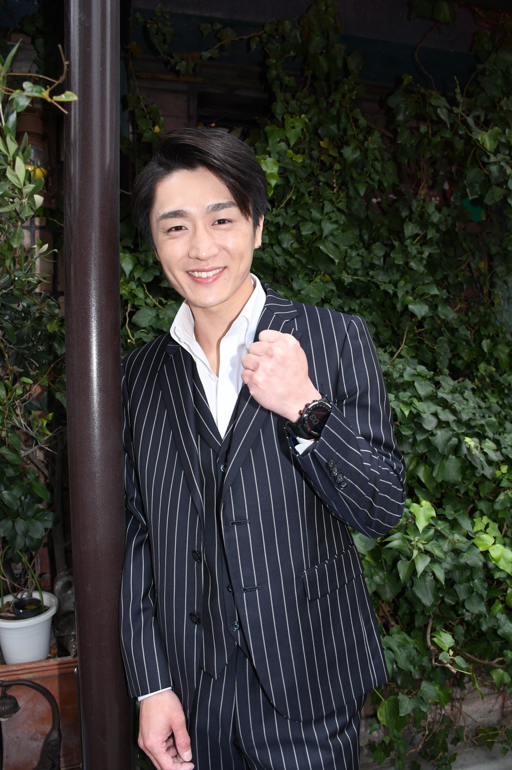 昨年の「日本レコード大賞」で最優秀新人賞を受賞し今年の意気込みを語った真田ナオキ