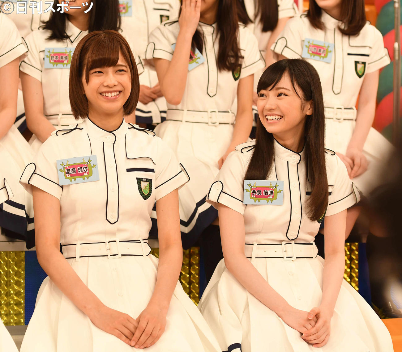 「KEYABINGO！」の会見に出席した渡辺理佐（左）と今泉佑唯（2016年6月23日撮影）