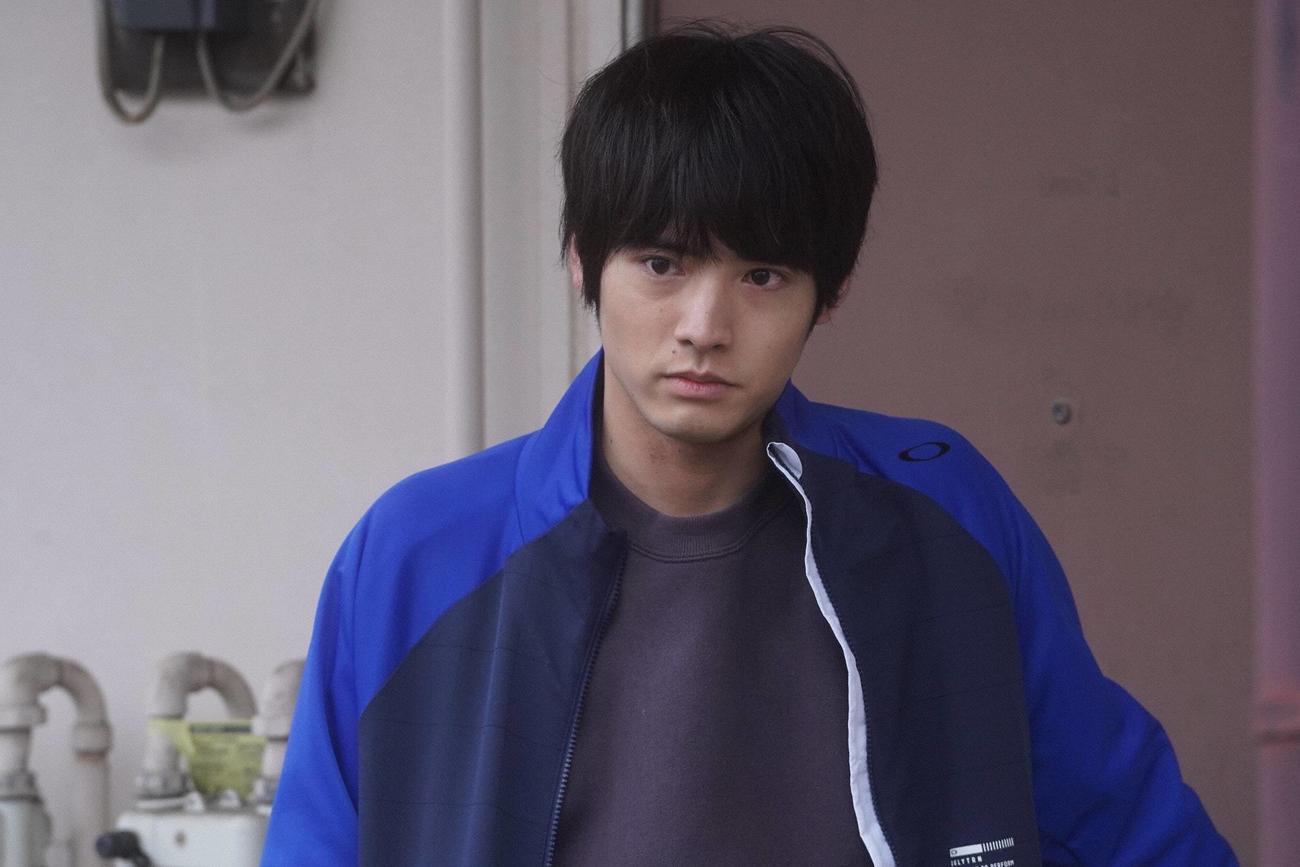 フジテレビ系連続ドラマ「監察医　朝顔」の第13話にゲスト出演する赤楚衛二（C）フジテレビ