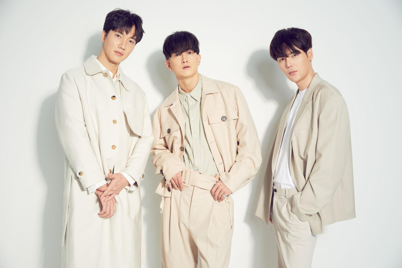 新曲「I　LOVE　U」の配信が決まったFunky　Galaxy。左からゴニル、グァンス、ジヒョク