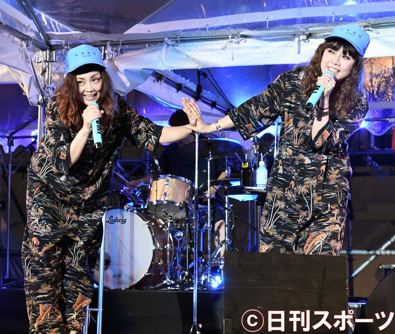 ＰＵＦＦＹの、左から吉村由美と大貫亜美