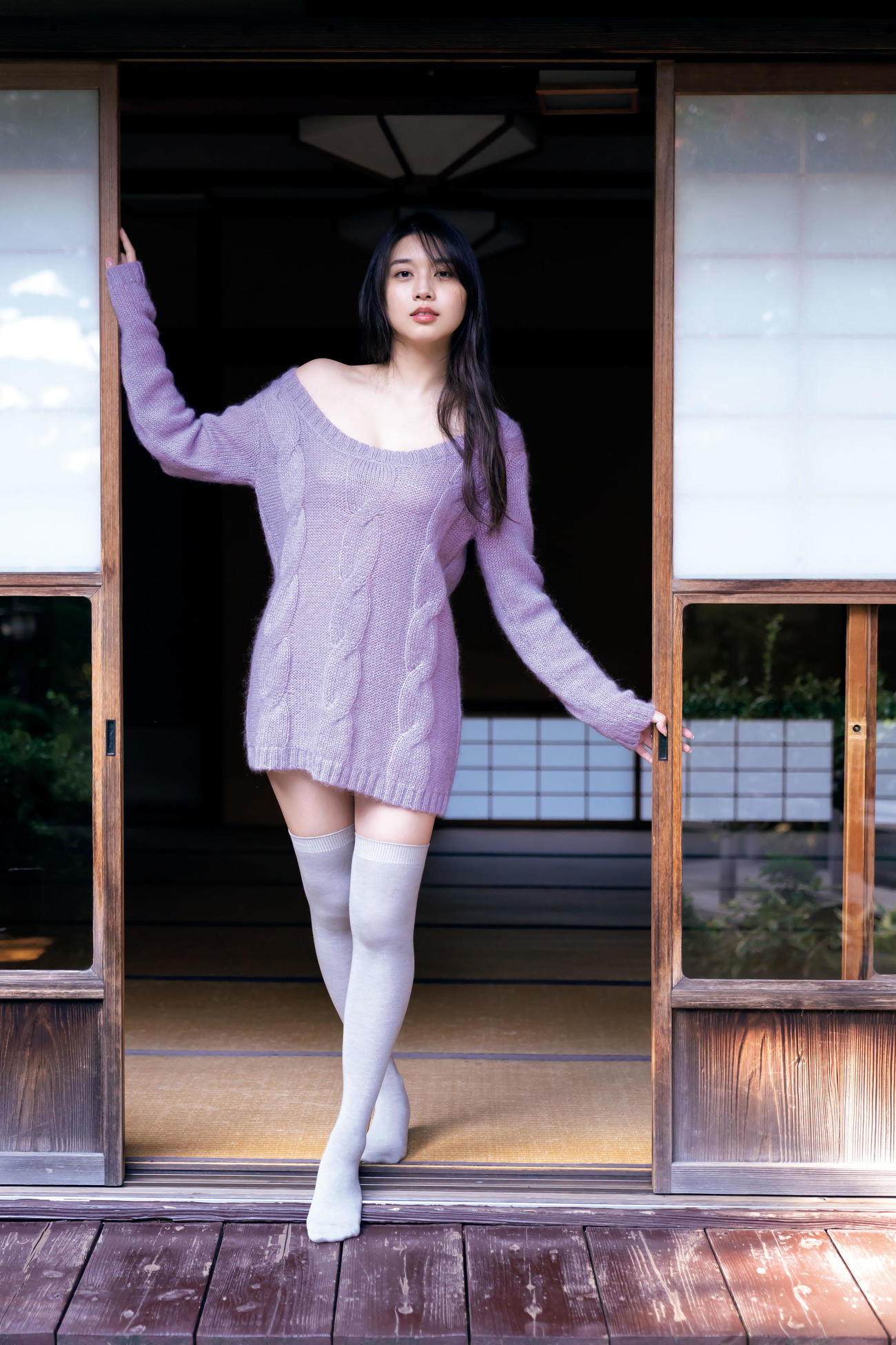 最新写真集「真莉愛　二十歳」を発売する　モーニング娘。’21の牧野真莉愛