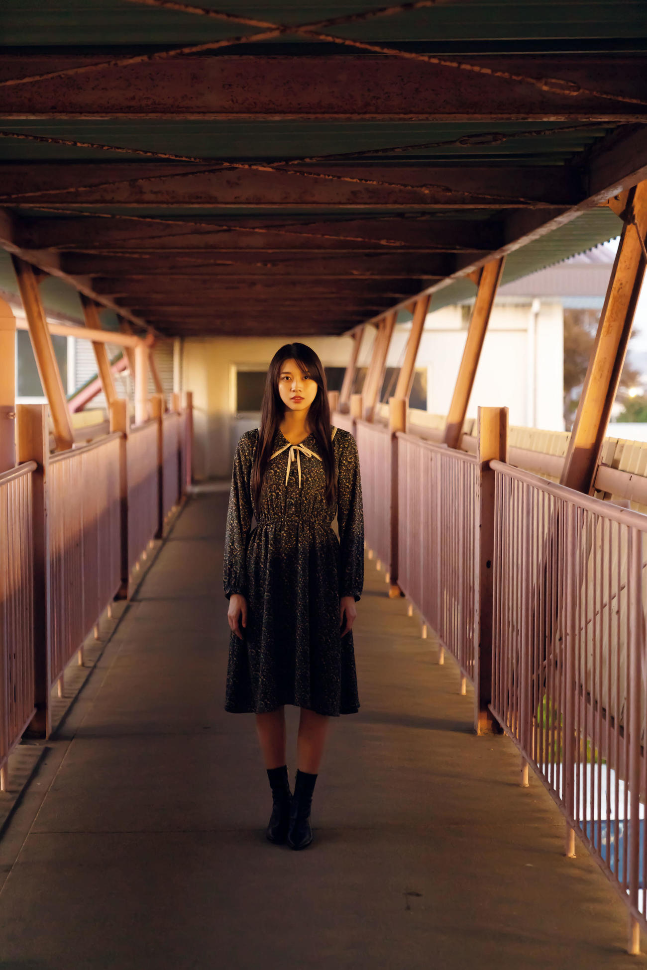 最新写真集「真莉愛　二十歳」を発売する　モーニング娘。’21の牧野真莉愛