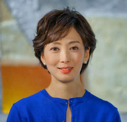 テレビ東京系朝の情報番組「Newsモーニングサテライト」のメインキャスターを務める塩田真弓キャスター（C）テレビ東京