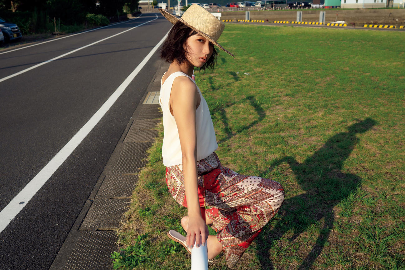 「あかねいろ」写真集カット（C）光文社／週刊FLASH写真、撮影・矢西誠二