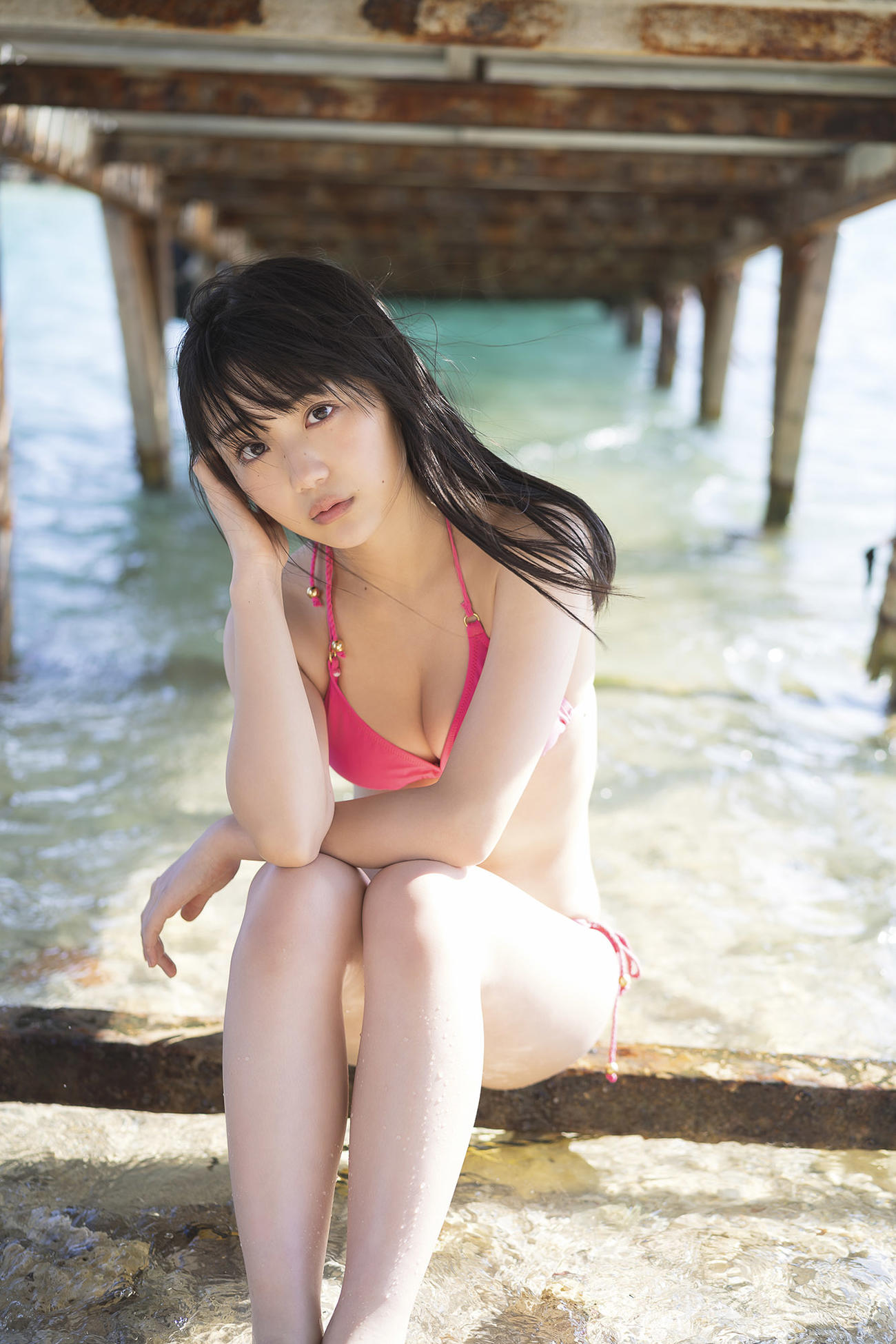 ファースト写真集「ゆめり日和」を発売するSUPER★GiRLS阿部夢梨