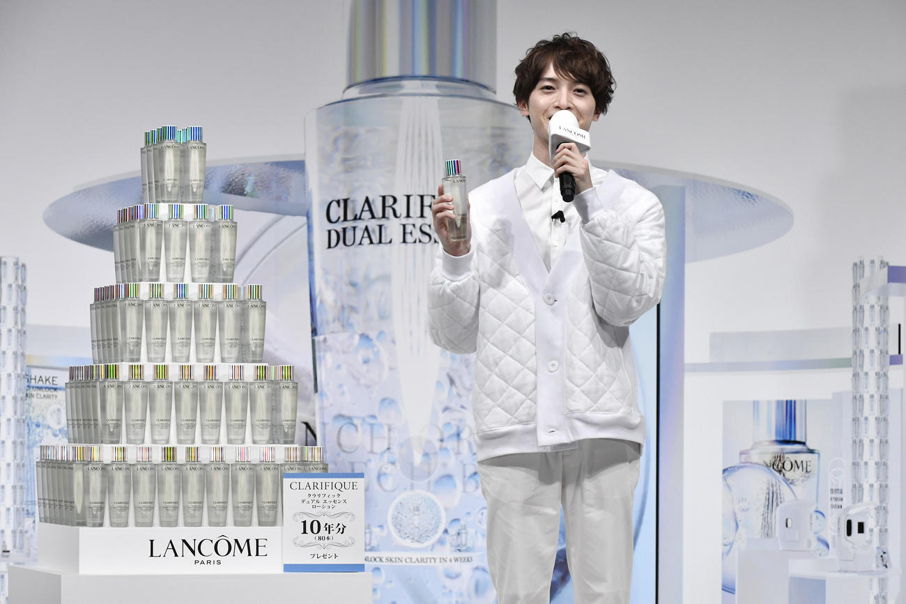 化粧品ブランド「ランコム」のオンライン記者発表会に出席した玉森裕太