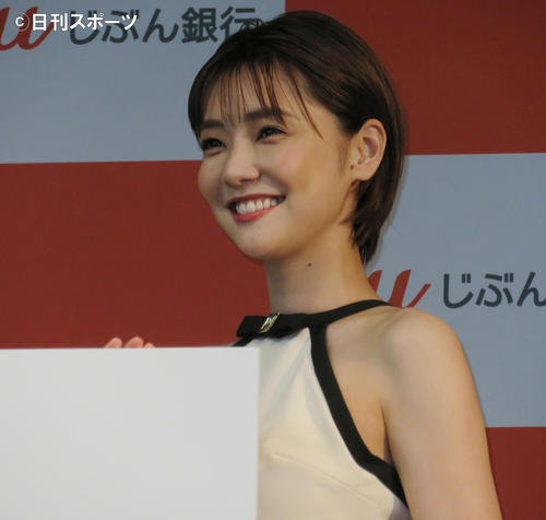 イベントに登壇した倉科カナ(撮影・佐藤勝亮)