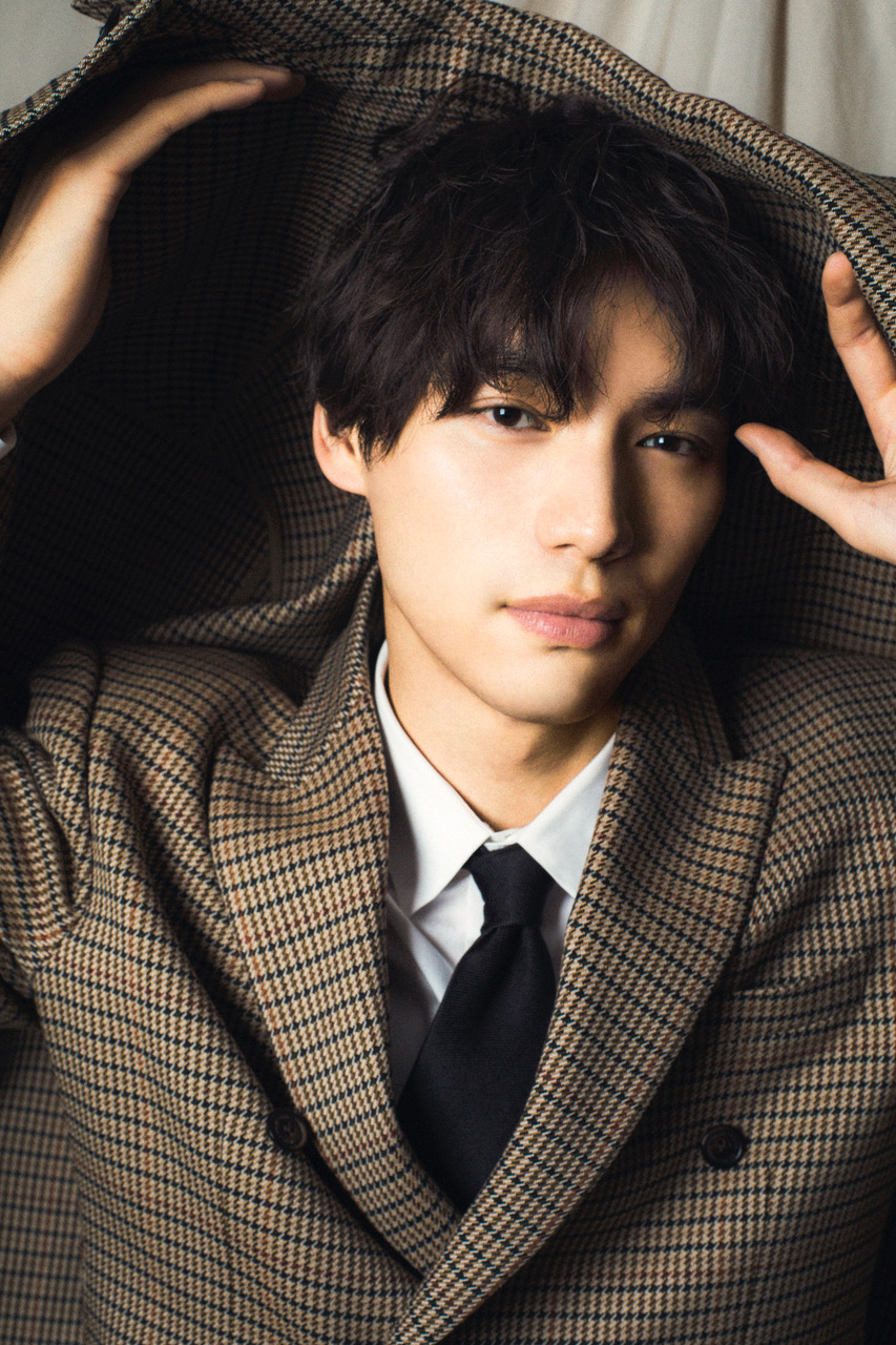 福士蒼汰のデビュー10周年記念フォトブック「Sota Fukushi 10th Anniversary Photo Book」の1カット