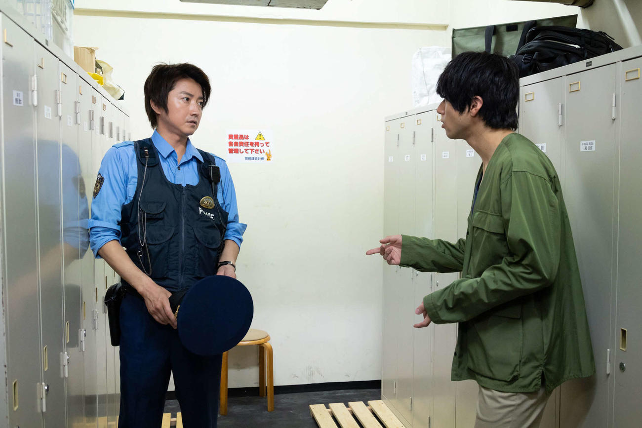 16日に放送される「青のSP－学校内警察・嶋田隆平－」第6話に出演する藤原竜也（左）と山田裕貴
