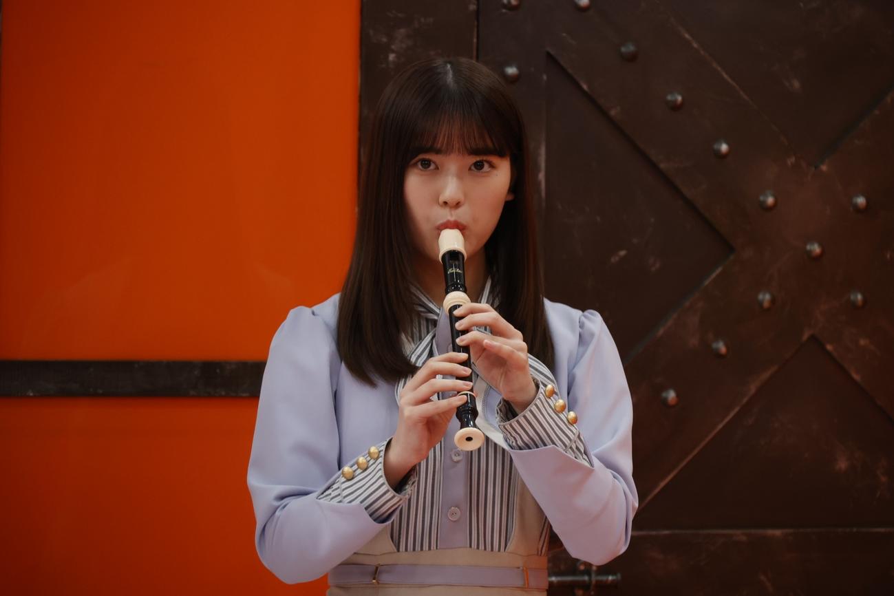乃木坂46の特番「9thバースデーライブ直前！乃木坂脱出ゲーム～46の謎と7つの部屋～」で、ゲームに挑戦する岩本蓮加