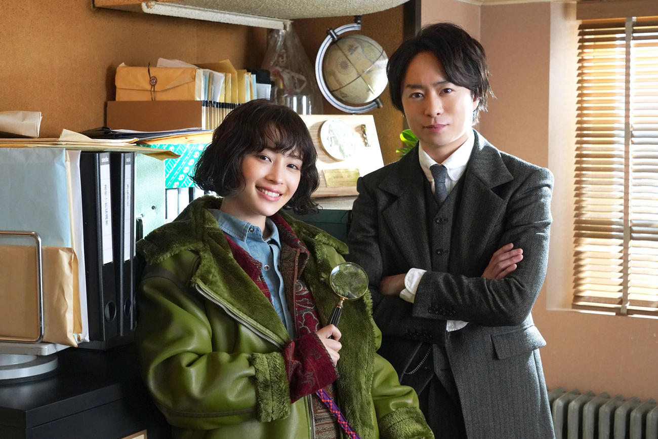 4月スタートの日本テレビ系連続ドラマ「ネメシス」でダブル主演を務める広瀬すず（左）と櫻井翔