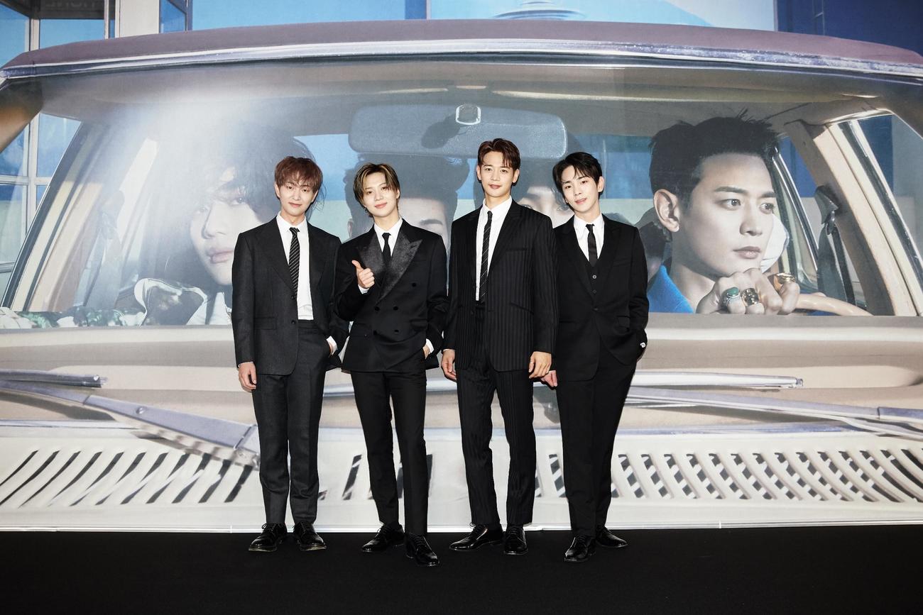 アルバム「Don’t Call Me」のオンライングローバル公開インタビューを行ったSHINee。左からオンユ、テミン、ミンホ、キー