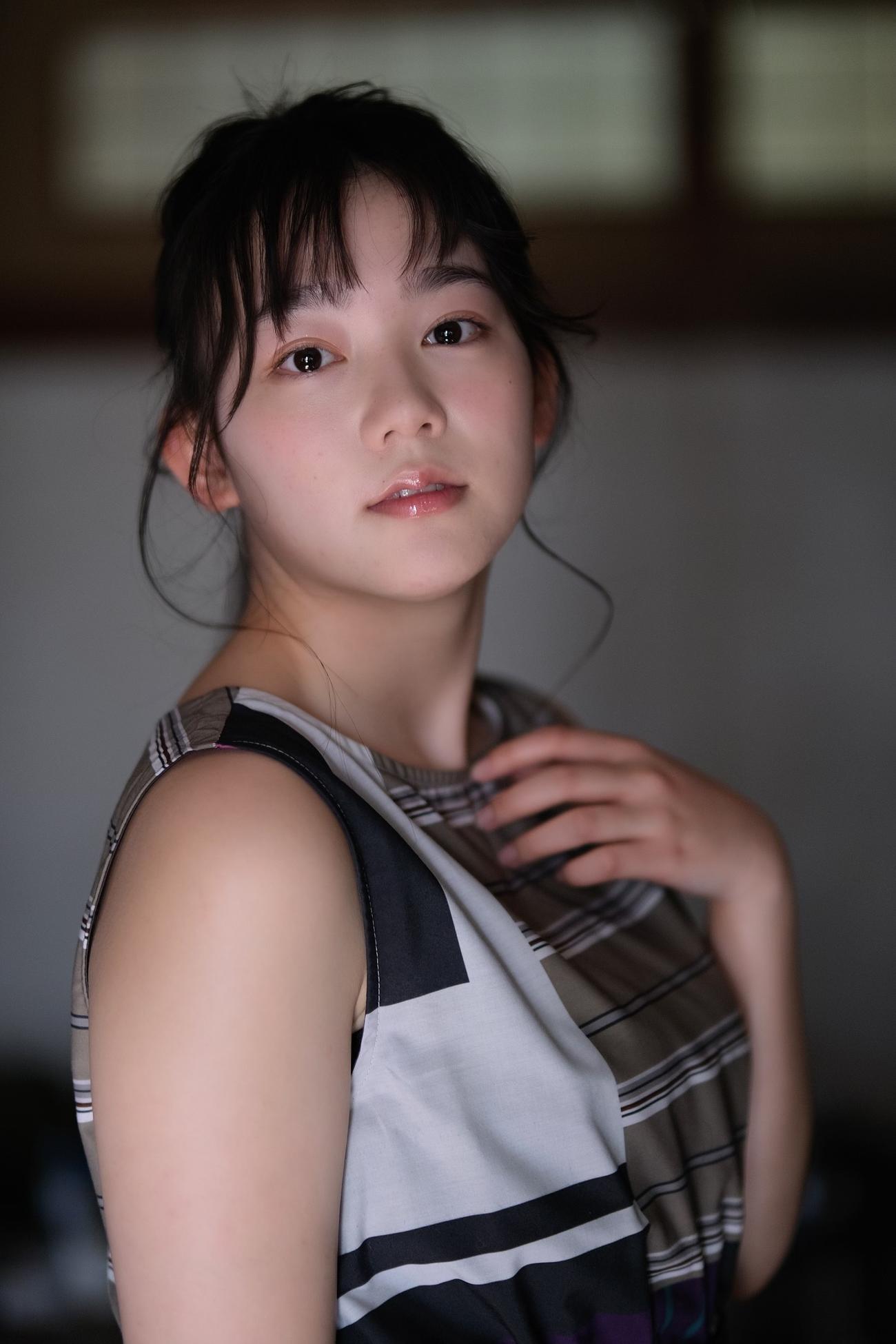 24日発売のテレビ情報誌「B．L．T」に初登場する米倉れいあ