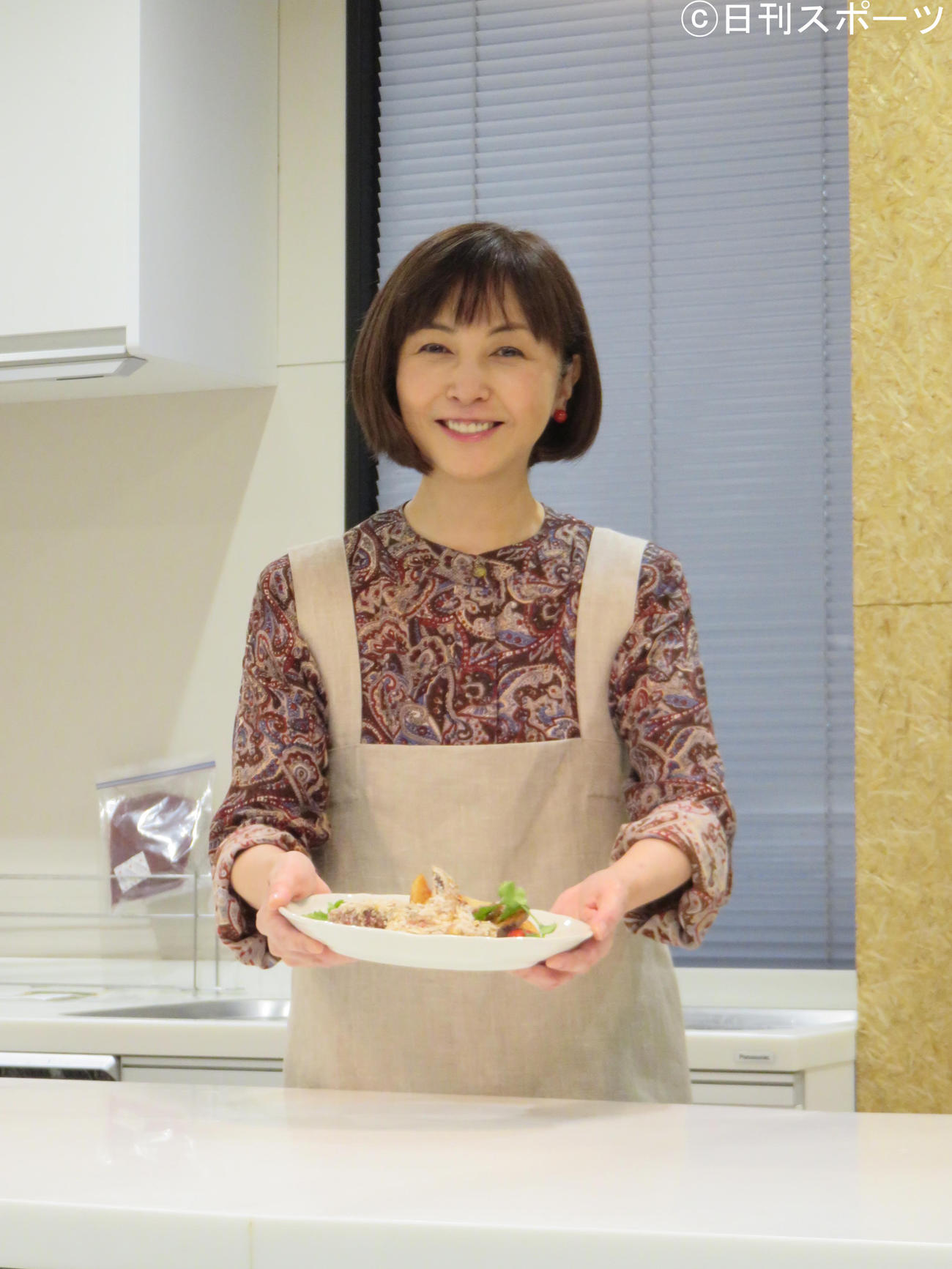 温活料理を教える「温活調理講座」を開催した麻木久仁子
