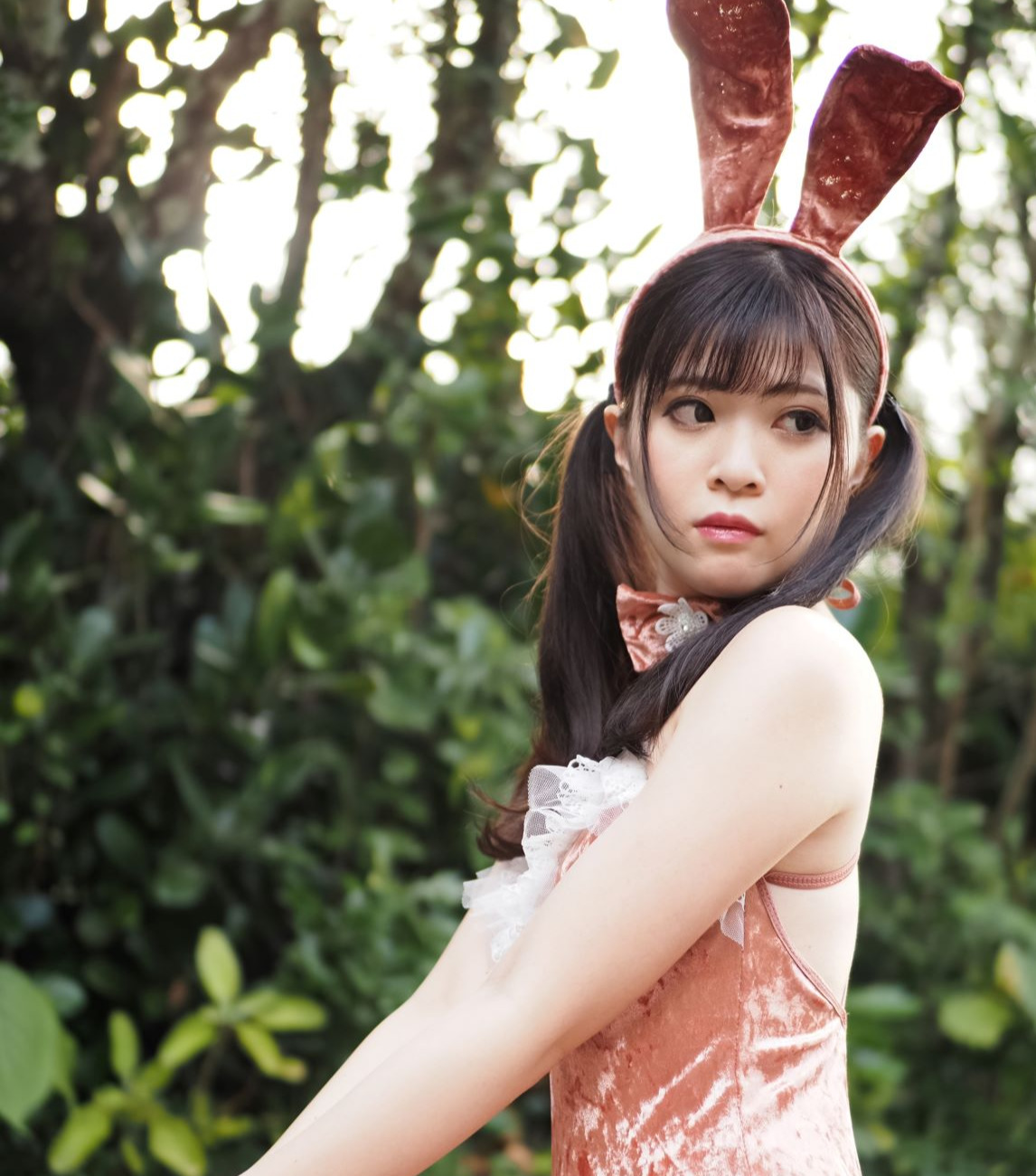 かわいいバニー姿のねむ部長