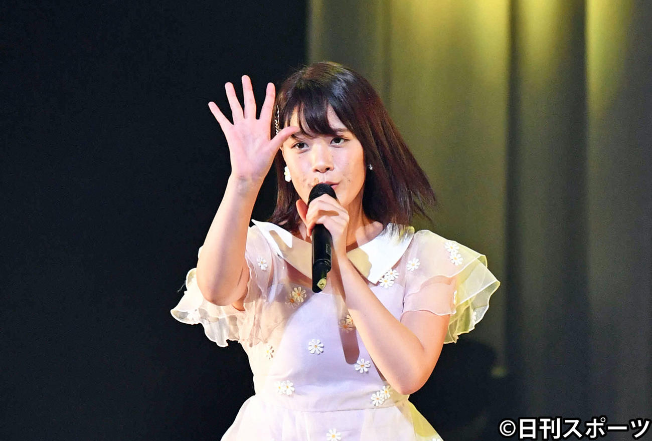 酒井萌衣（2016年11月19日撮影）