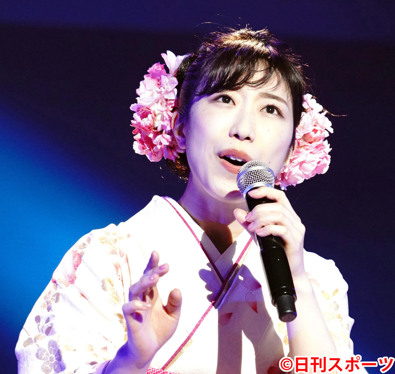 配信ライブ「津吹みゆ5周年コンサート2021～未来へ向かって　Go　miyu　Go～」を行った津吹みゆ（撮影・佐藤成）