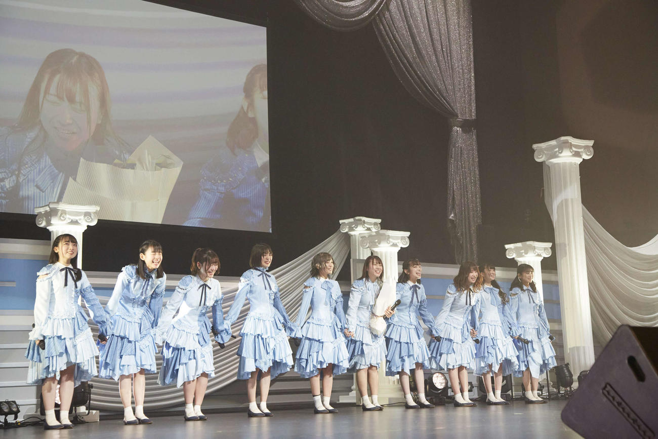 新曲発売記念ライブを開催した22／7（ナナブンノニジュウニ）