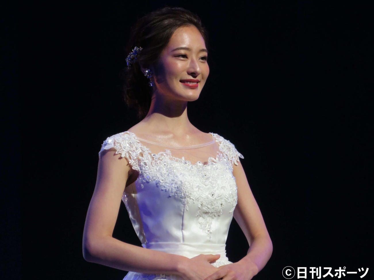 「MISS OF MISS CAMPUS QUEEN CONTEST 2021 supported by　リゼクリニック」でグランプリを受賞した神谷明采さん（撮影・三須佳夏）