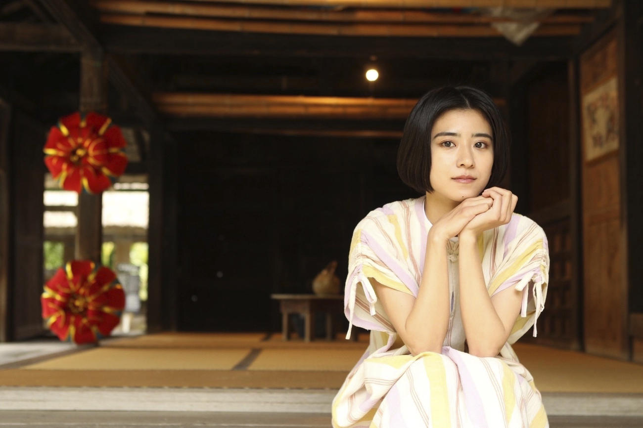 22年前期のNHK連続テレビ小説「ちむどんどん」ヒロインを務める黒島結菜