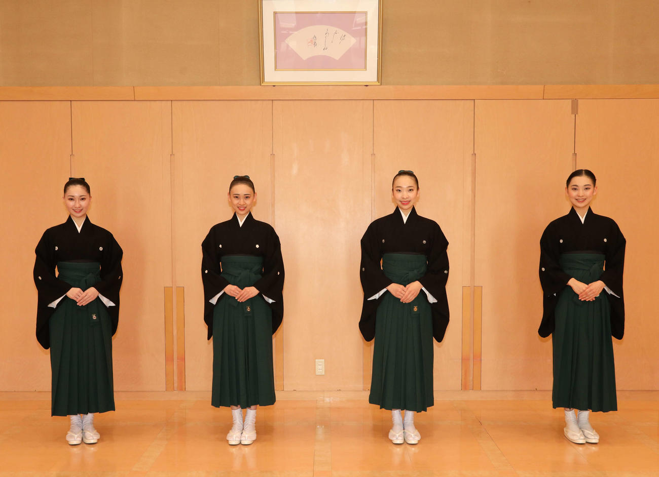 宝塚音楽学校首席卒業の西村あみさん 感謝の心を 芸能 日刊スポーツ