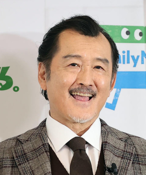 吉田鋼太郎（21年3月撮影）