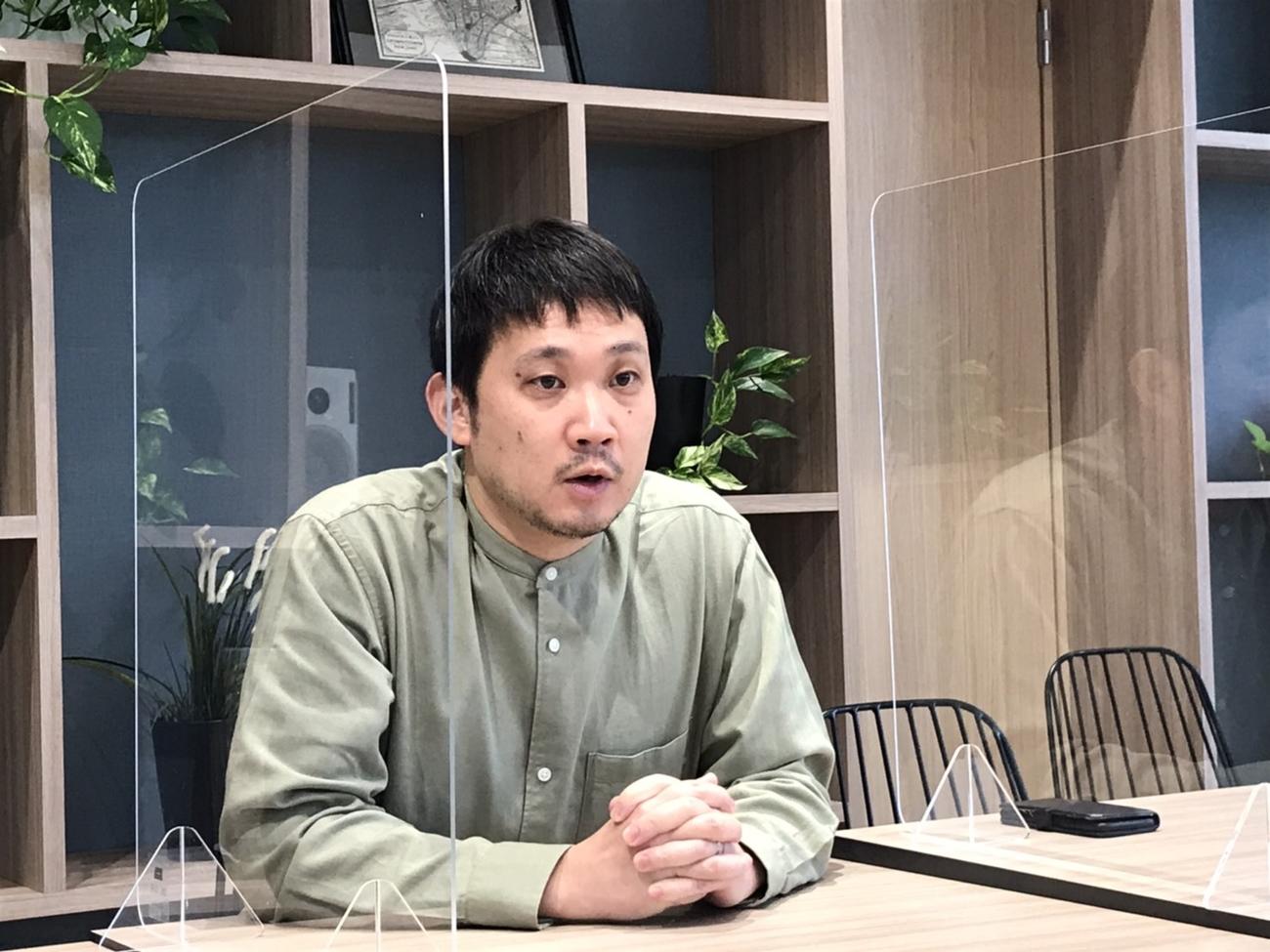 ベルリン映画祭審査員大賞受賞から一夜明け、オンラインで会見を開いた濱口竜介監督